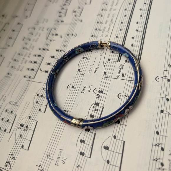 Floral Blue Bangle Cloisonne Bracelet - Picture 11 of 12